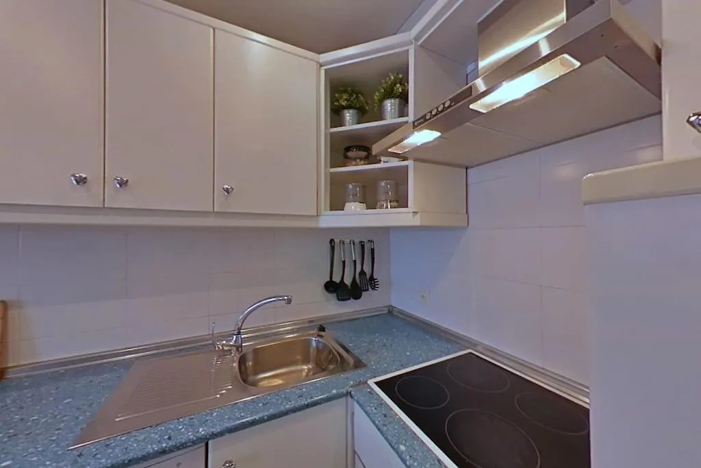 Apartamento Tranquilo , Soleado Cerca De La Playa Torremolinos España